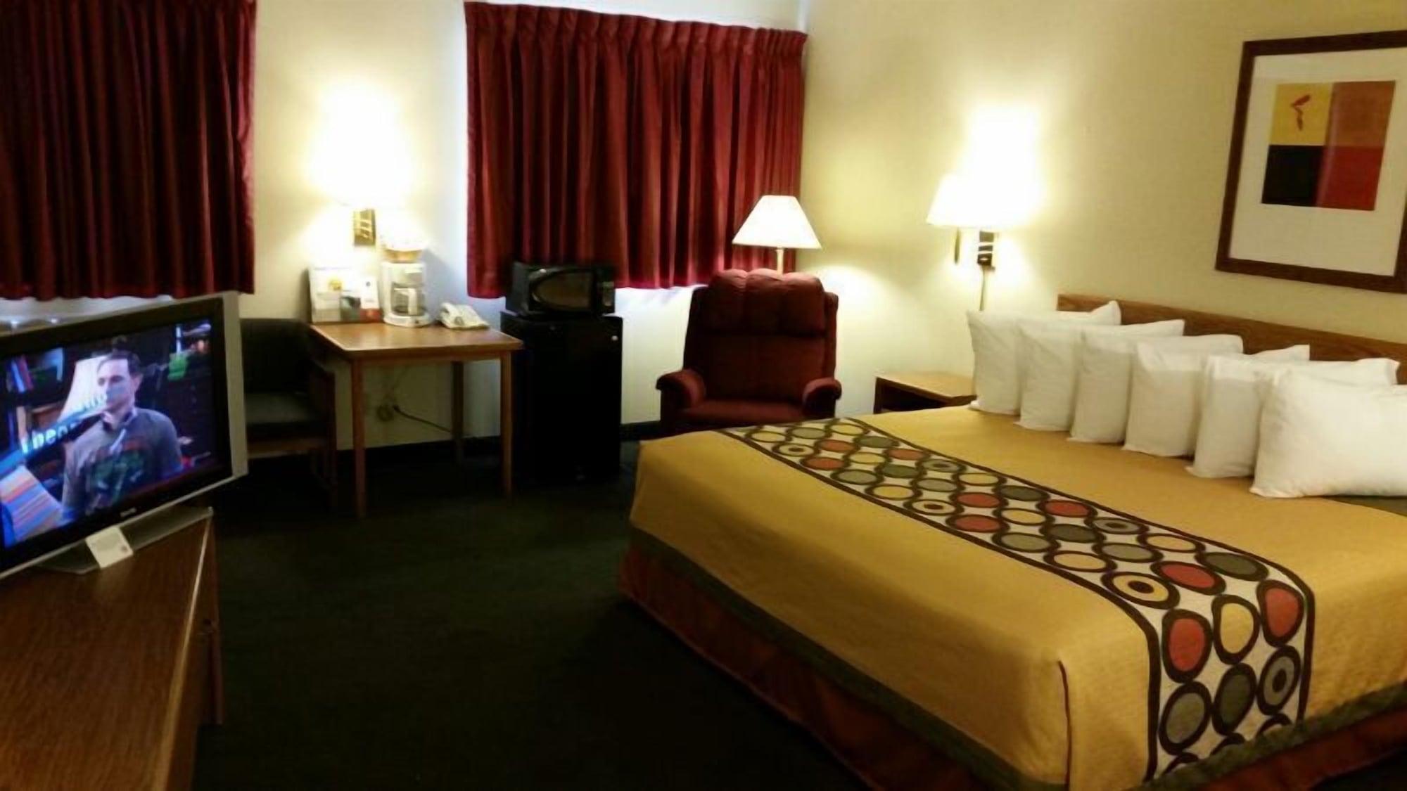 Hotel Super 8 By Wyndham Trinidad Extérieur photo