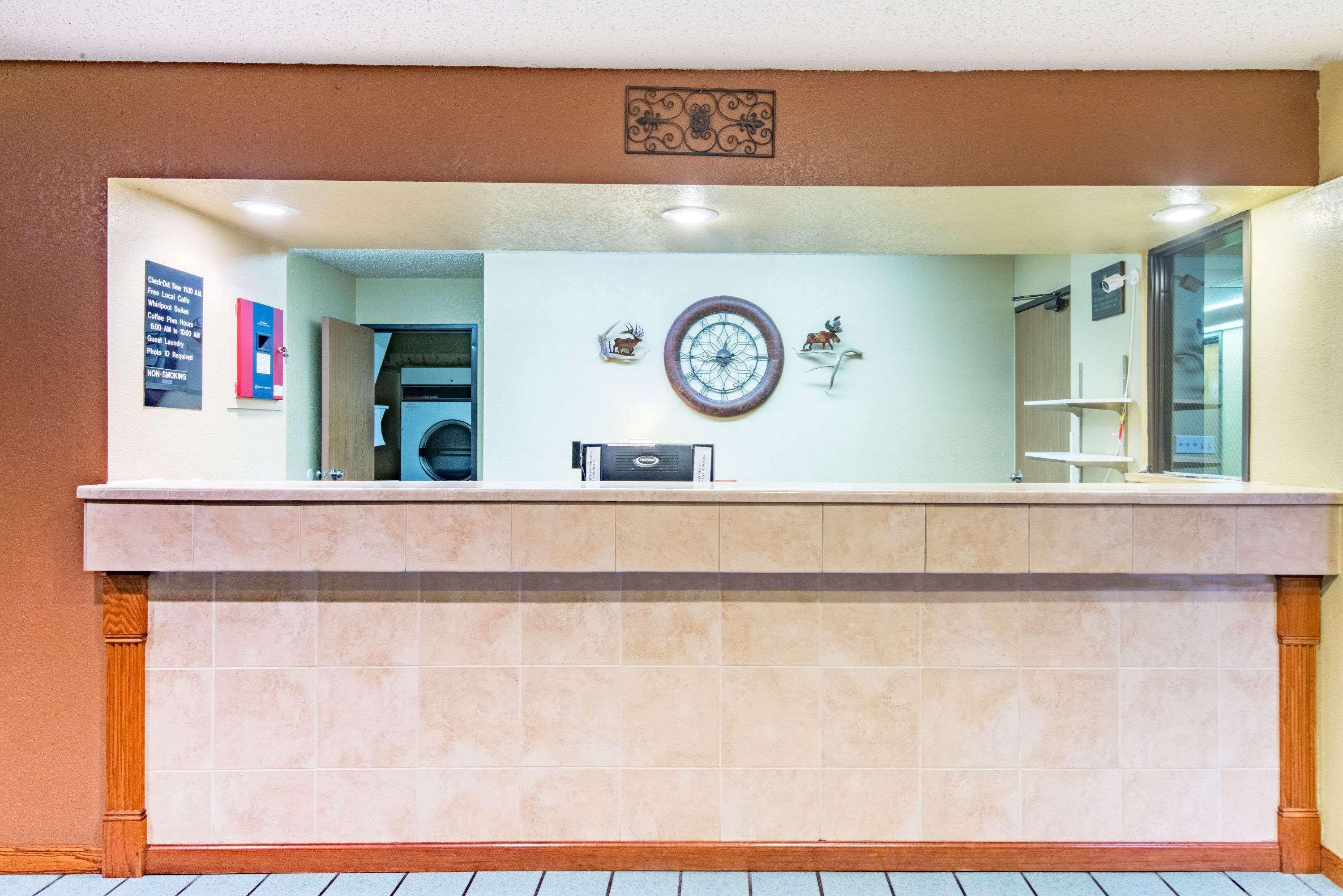 Hotel Super 8 By Wyndham Trinidad Extérieur photo